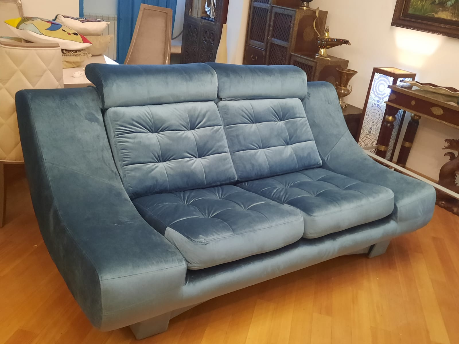 Обивка дивана на дому. Лисино-Корпус